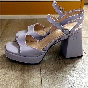 Wonder Platform Heel